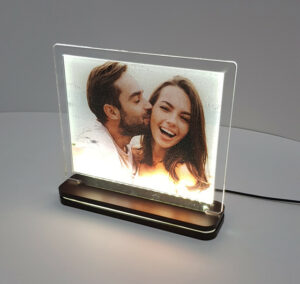 Світильник нічник акриловий з Вашим фото, 15 х 18 см (ФАСВА5-04)