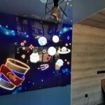 неон вивіски___ Неонова вивіска на стіні